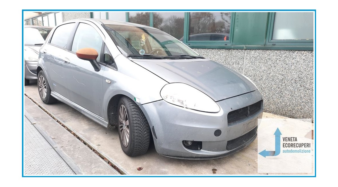 FIAT GRANDE PUNTO 2Y del 2009 parti usate e ricambi - Tipo Motore 198A4000