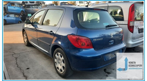 PEUGEOT 307  del 2004 parti usate e ricambi - Tipo Motore KFU