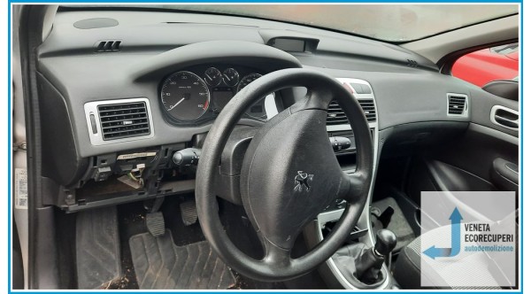 PEUGEOT 307  del 2006 parti usate e ricambi - Tipo Motore 9HZ