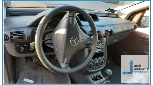MERCEDES-BENZ VANEO  del 2006 parti usate e ricambi - Tipo Motore 668914