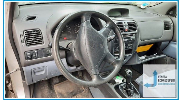 MITSUBISHI SPACE STAR  del 1999 parti usate e ricambi