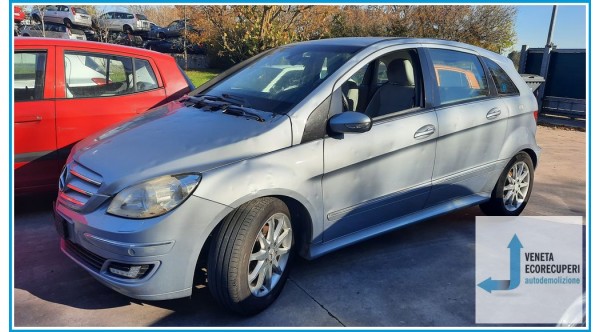 MERCEDES-BENZ Classe B T245 del 2006 parti usate e ricambi - Tipo Motore 640941