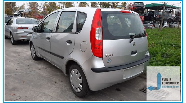 MITSUBISHI COLT 7a Serie  del 2005 parti usate e ricambi