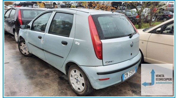 FIAT PUNTO 2U del 2004 parti usate e ricambi - Tipo Motore 188A4000