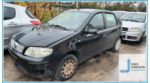 FIAT PUNTO CLASSIC 2U del 2009 parti usate e ricambi - Tipo Motore 188A4000