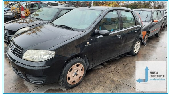 FIAT PUNTO 1N/1P del 2003 parti usate e ricambi - Tipo Motore 188A4000