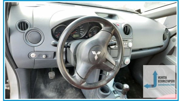 MITSUBISHI COLT 7a Serie  del 2006 parti usate e ricambi