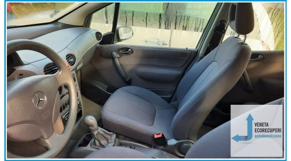 MERCEDES-BENZ Classe A W168 del 2000 parti usate e ricambi - Tipo Motore 166940
