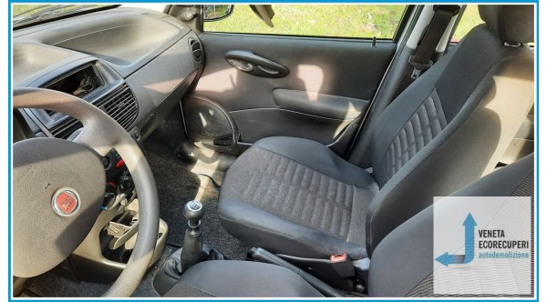 FIAT PUNTO CLASSIC 2U del 2009 parti usate e ricambi - Tipo Motore 188A4000