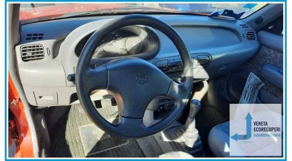 NISSAN MICRA K11E del 1997 parti usate e ricambi