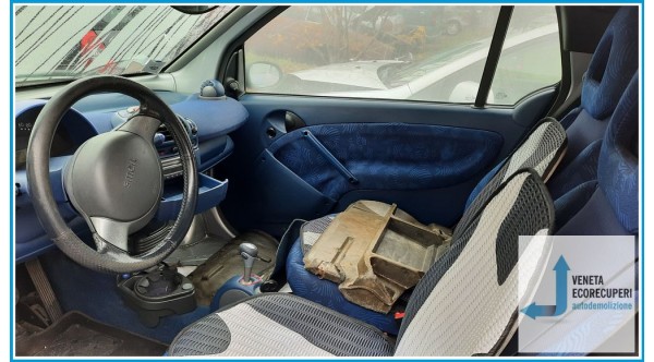 SMART COUPE' C450 del 2000 parti usate e ricambi - Tipo Motore 13