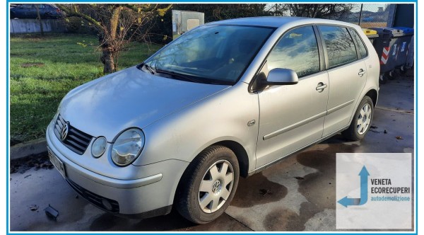 VOLKSWAGEN POLO 9N del 2004 parti usate e ricambi - Tipo Motore AMF
