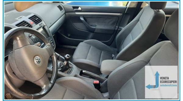 VOLKSWAGEN GOLF 1K del 2004 parti usate e ricambi - Tipo Motore BKD