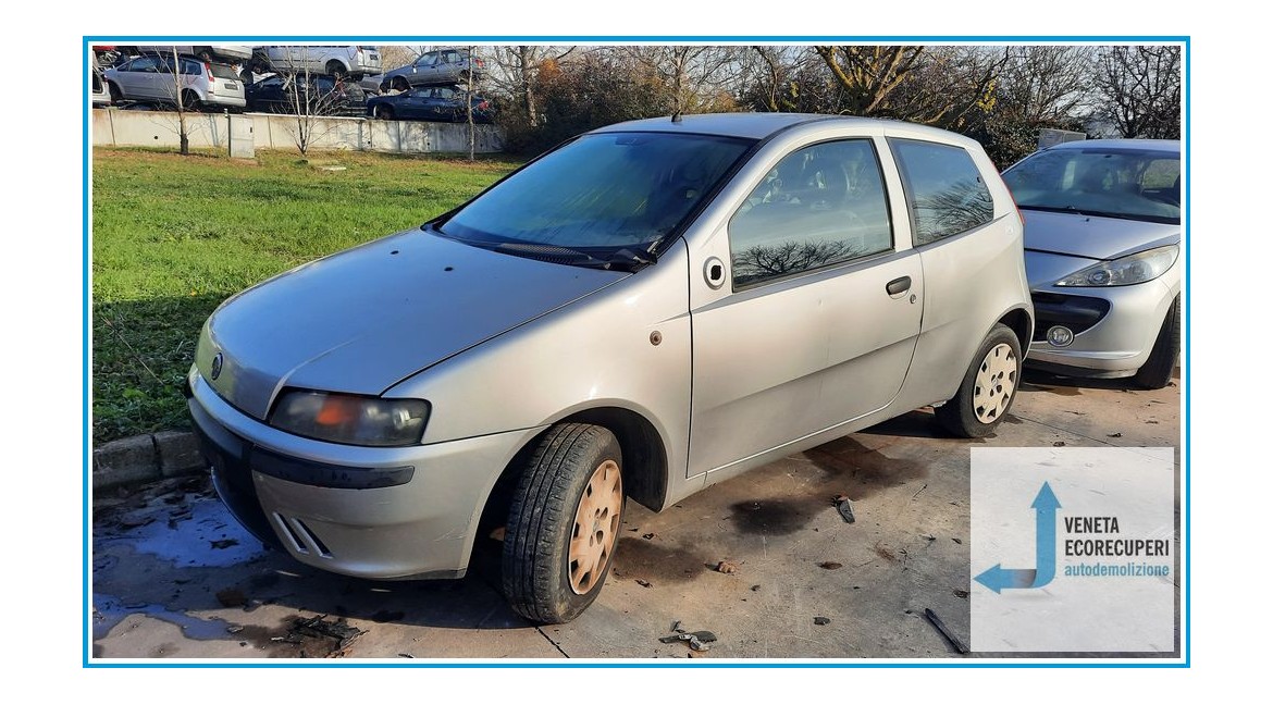 FIAT PUNTO 1N/1P del 2003 parti usate e ricambi - Tipo Motore 188A4000