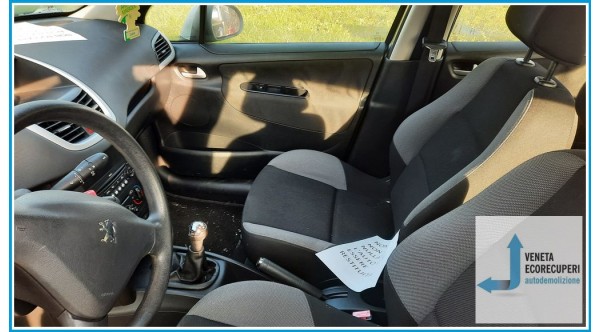 PEUGEOT 207  del 2009 parti usate e ricambi - Tipo Motore KFV
