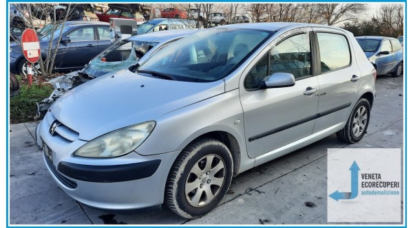 PEUGEOT 307  del 2005 parti usate e ricambi - Tipo Motore 9HX