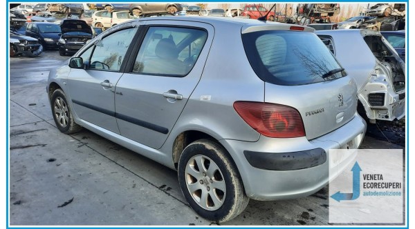 PEUGEOT 307  del 2005 parti usate e ricambi - Tipo Motore 9HX