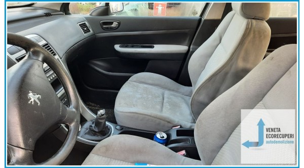 PEUGEOT 307  del 2005 parti usate e ricambi - Tipo Motore 9HX