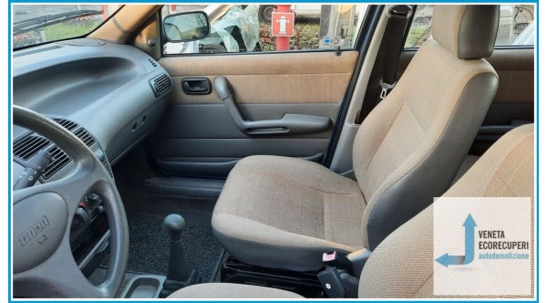 FIAT PUNTO 1a Serie  del 1995 parti usate e ricambi - Tipo Motore 176A8000