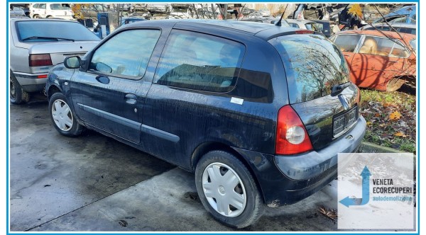 RENAULT CLIO 2a Serie  del 2006 parti usate e ricambi - Tipo Motore D7FG7