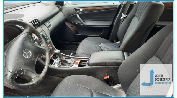 MERCEDES-BENZ Classe C W/S203 del 2004 parti usate e ricambi - Tipo Motore 646963