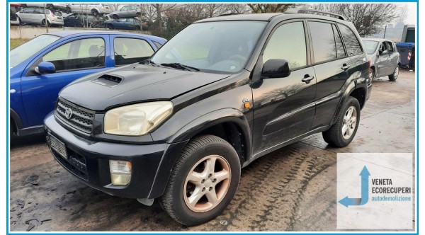 TOYOTA RAV 4 2a Serie  del 2003 parti usate e ricambi - Tipo Motore 1CDFTV