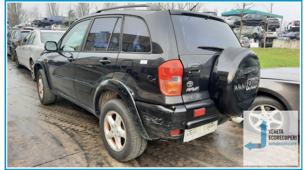 TOYOTA RAV 4 2a Serie  del 2003 parti usate e ricambi - Tipo Motore 1CDFTV