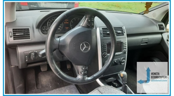 MERCEDES-BENZ Classe A W/C169 del 2005 parti usate e ricambi
