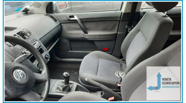 VOLKSWAGEN POLO 9N del 2004 parti usate e ricambi - Tipo Motore AZQ