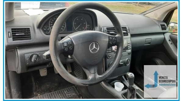 MERCEDES-BENZ Classe A W/C169 del 2004 parti usate e ricambi