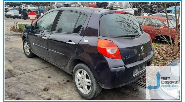 RENAULT CLIO 3a Serie  del 2007 parti usate e ricambi - Tipo Motore D4FD7