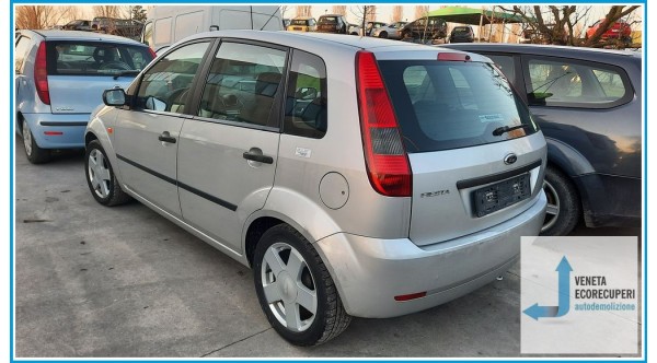 FORD FIESTA CBK del 2004 parti usate e ricambi - Tipo Motore FUJA