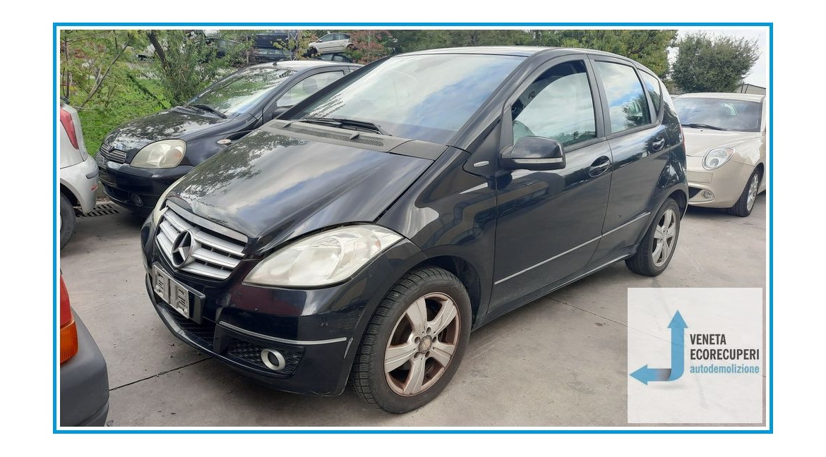 MERCEDES-BENZ Classe A W/C169 del 2009 parti usate e ricambi