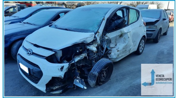 HYUNDAI i10  del 2015 parti usate e ricambi - Tipo Motore G3LA