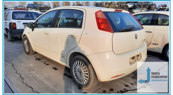 FIAT GRANDE PUNTO 2Y del 2008 parti usate e ricambi - Tipo Motore 199A3000