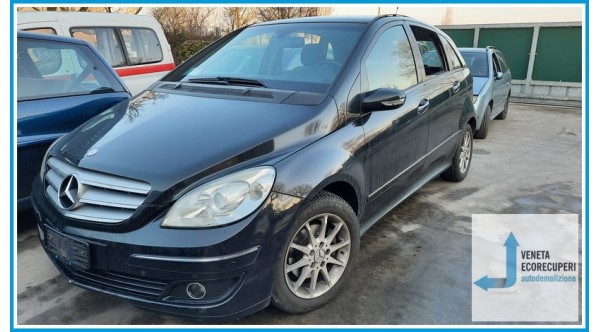 MERCEDES-BENZ Classe B T245 del 2008 parti usate e ricambi