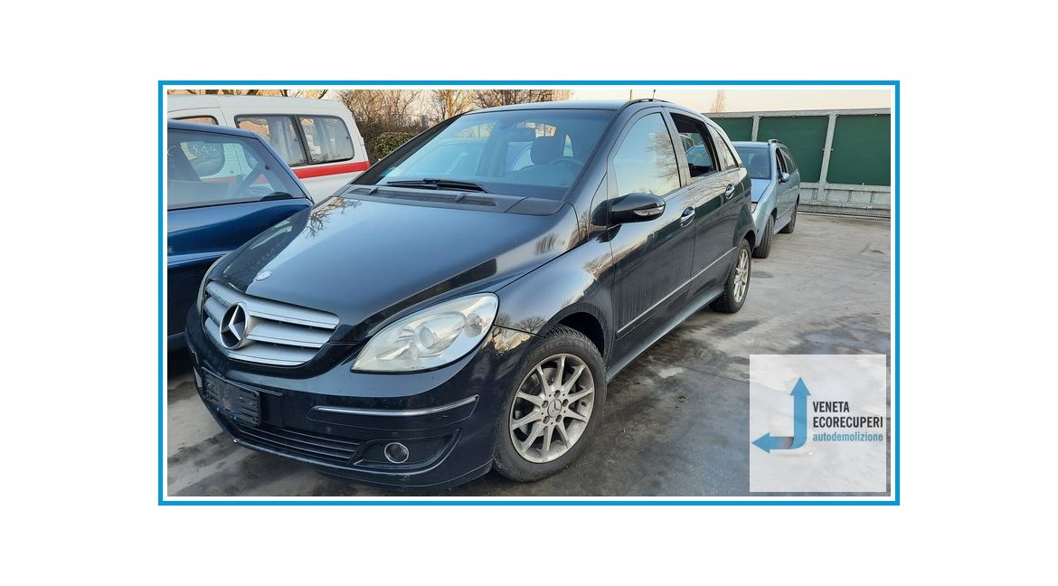 MERCEDES-BENZ Classe B T245 del 2008 parti usate e ricambi
