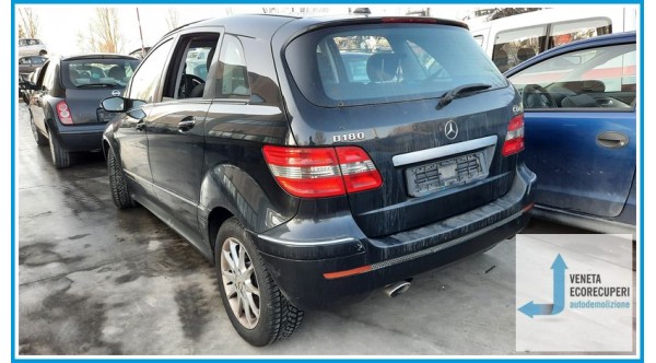 MERCEDES-BENZ Classe B T245 del 2008 parti usate e ricambi