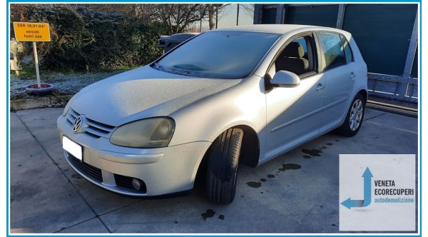 VOLKSWAGEN GOLF 1K del 2004 parti usate e ricambi - Tipo Motore BAG