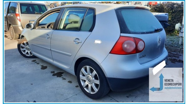 VOLKSWAGEN GOLF 1K del 2004 parti usate e ricambi - Tipo Motore BAG