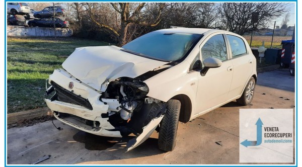 FIAT PUNTO 51 del 2012 parti usate e ricambi - Tipo Motore 350A1000