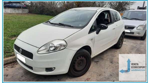 FIAT GRANDE PUNTO 4C del 2009 parti usate e ricambi - Tipo Motore 350A1000