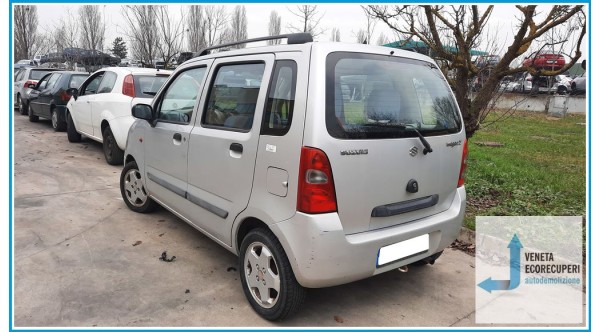 SUZUKI WAGON R+  del 2000 parti usate e ricambi - Tipo Motore G13BB