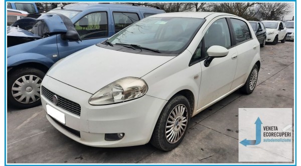 FIAT GRANDE PUNTO 2Y del 2008 parti usate e ricambi - Tipo Motore 199A2000