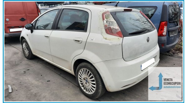 FIAT GRANDE PUNTO 2Y del 2008 parti usate e ricambi - Tipo Motore 199A2000