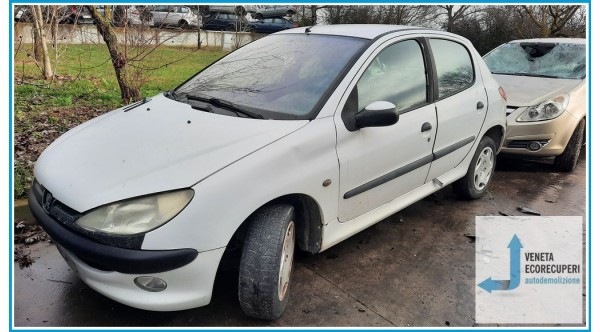 PEUGEOT 206  del 2002 parti usate e ricambi - Tipo Motore 8HX