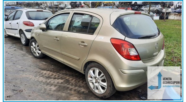 OPEL CORSA S07 del 2006 parti usate e ricambi - Tipo Motore Z13DTJ