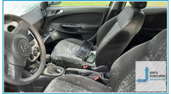 OPEL CORSA S07 del 2006 parti usate e ricambi - Tipo Motore Z13DTJ