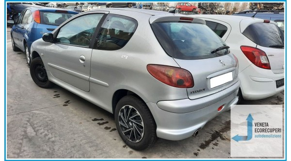 PEUGEOT 206  del 2008 parti usate e ricambi - Tipo Motore KFW