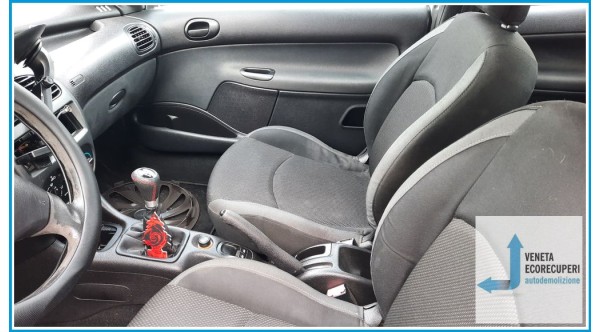 PEUGEOT 206  del 2008 parti usate e ricambi - Tipo Motore KFW
